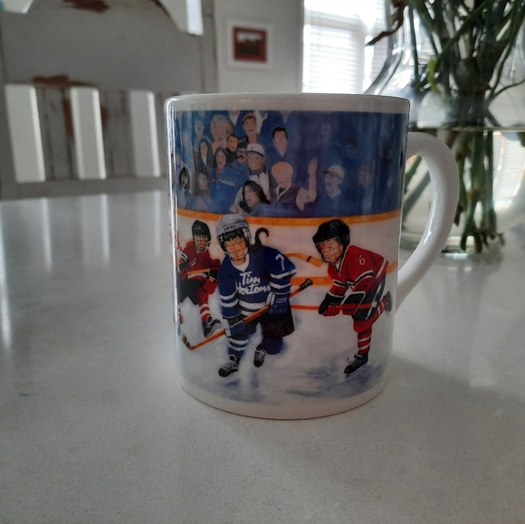 Tim horton coffee cup winning gold - Picture 5 of 6